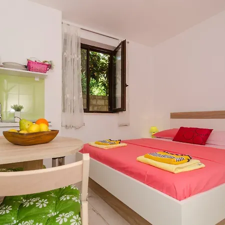 Eva Apartment *