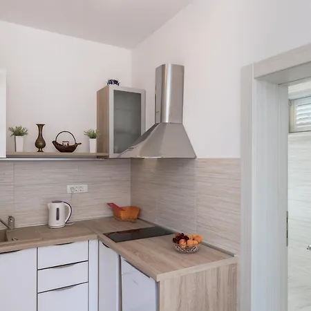 Eva Apartment *