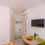 Eva דוברובניק