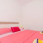 Eva دوبروفينك